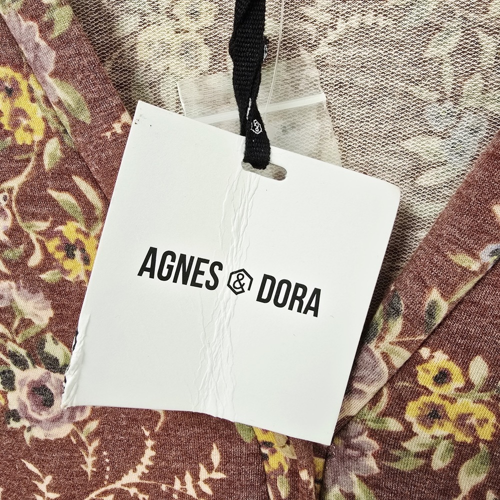 Agnes & Dora Essential Cardigan Size M Western Floral Button Front V-Neck NWT - Picture 12 of 15